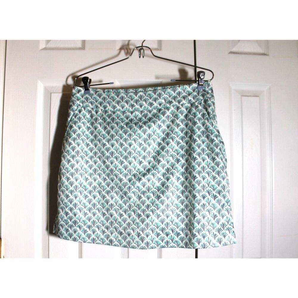 Vineyard Vines Womens Performance Skort sz 6 - Picture 2 of 5